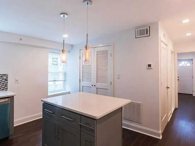 1635 W Girard Ave #3R — Photo 3
