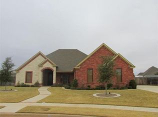 1 Summer Tree Ct, Wichita Falls, TX 76308