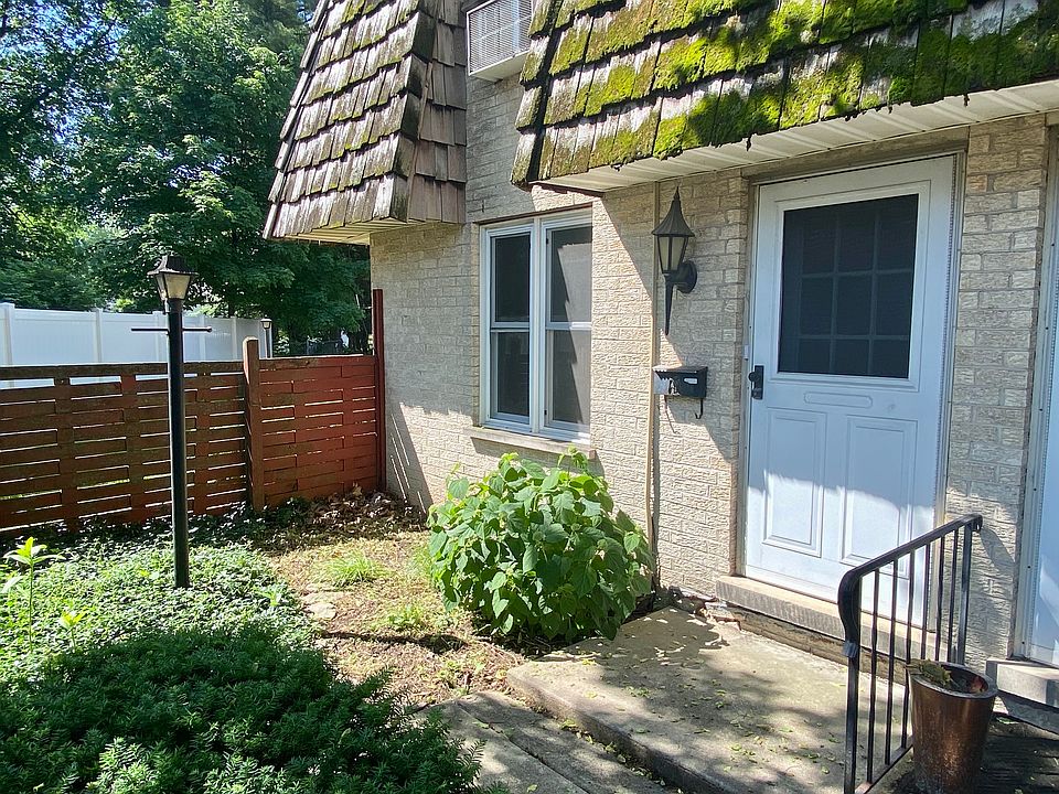 1st image of 24027 W Oak St #24027