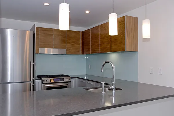 Sold by Modern Spaces | media 2