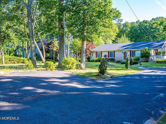 3rd image of 330 Chandler Road