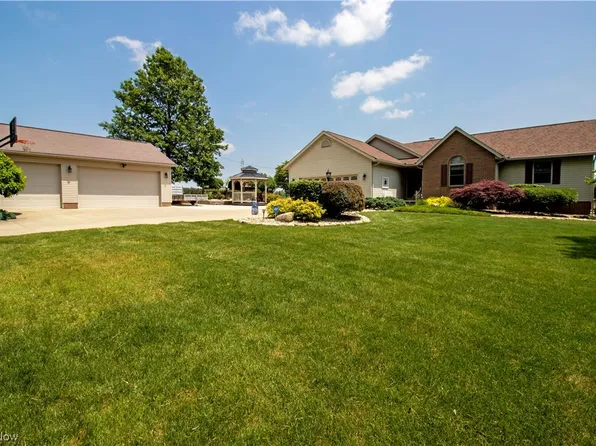 4590 S Jefferson Rd, Fredericksburg, OH 44691
