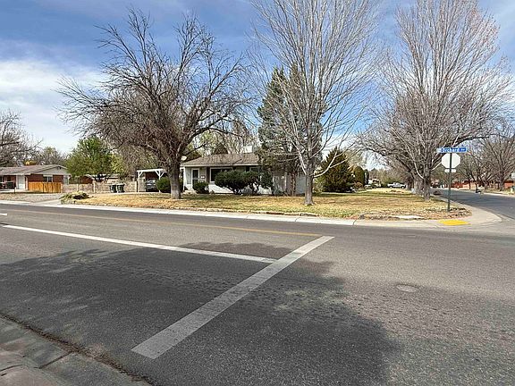 3rd image of 420 Orchard Ave