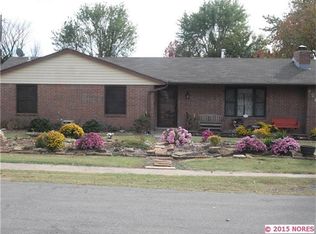 3209 Wilson Rd, Bartlesville, OK 74006