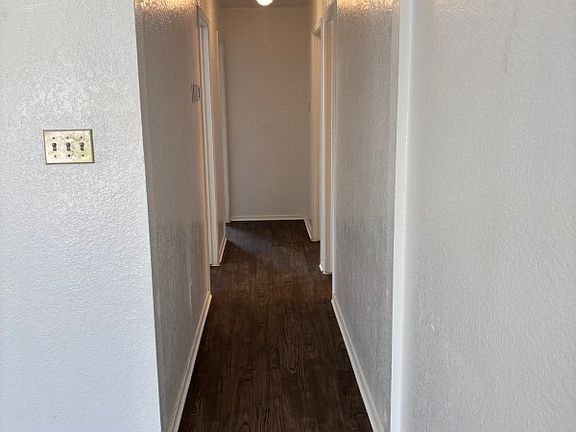 4th image of 10274 Aurora Dr
