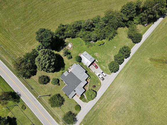 2nd image of 55 Baltimore Ln