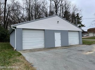 4900 Manslick Rd, Louisville, KY 40216