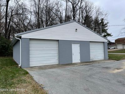 4900 Manslick Rd, Louisville, KY, 40216