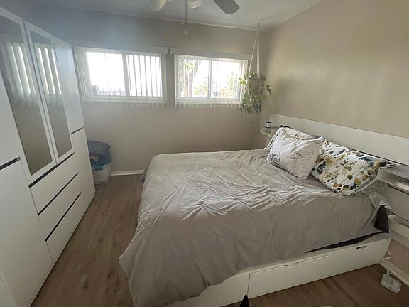 5th image of 902 N Angeleno Ave