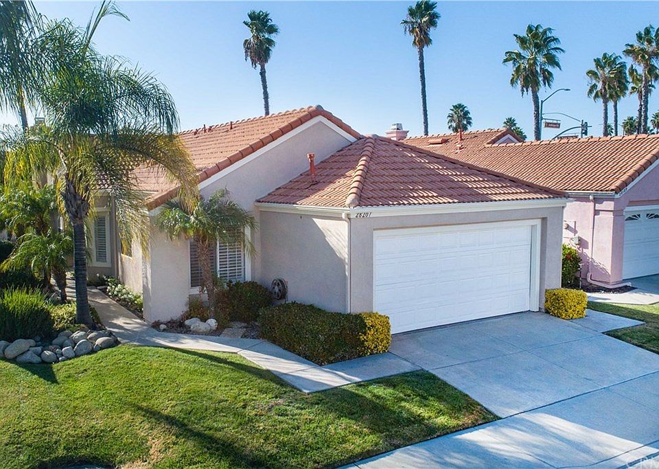 1st image of 28207 Valombrosa Dr