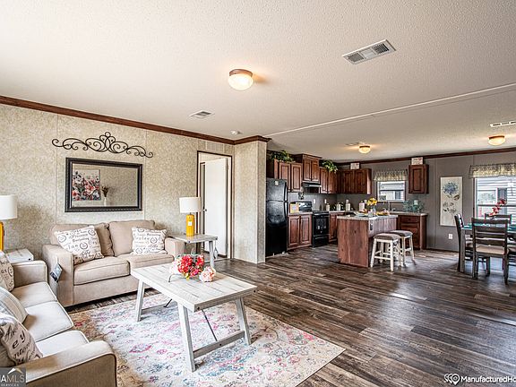 4th image of 856 River Landing Rd