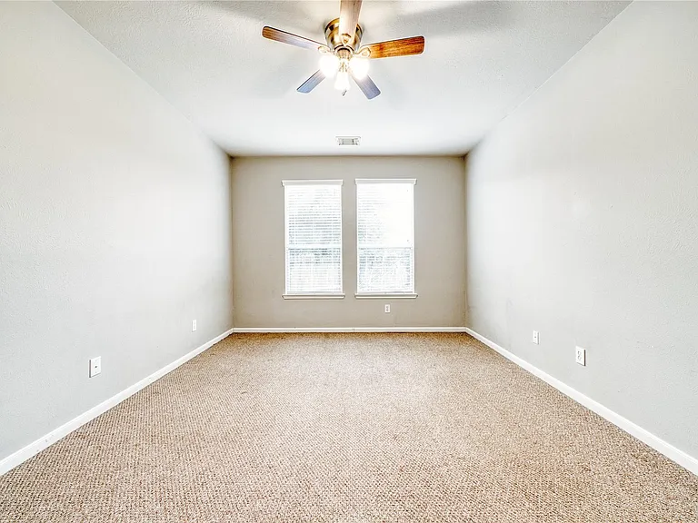 13946 Cypress Star Ln — Photo 23