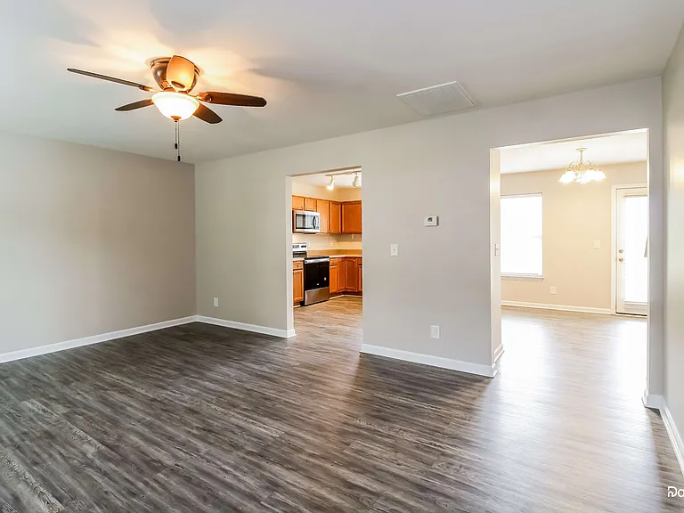 870 Bitting Hall Cir — Photo 5