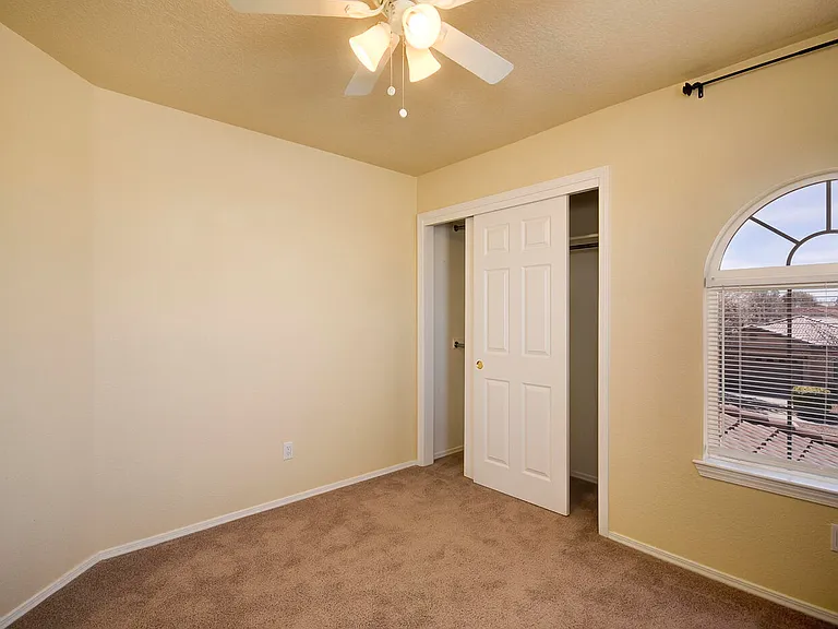 7209 Boxwood Ave NE — Photo 19