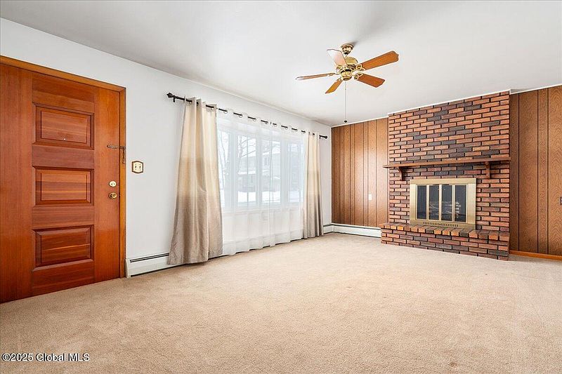 5th image of 18 Newman Avenue