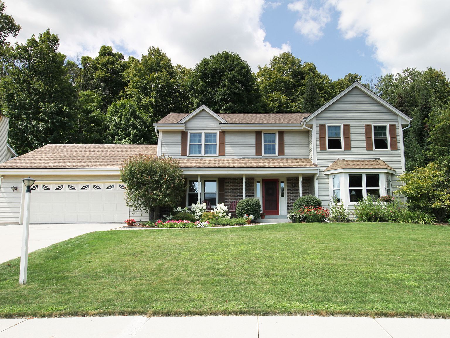 505 Majesa Hills Ln, Saukville, WI 53080 Zillow