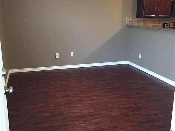 2nd image of 304 Janelle Dr #Ab