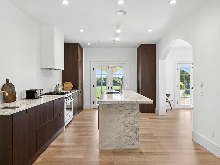 17 Jordan Dr — Photo 7