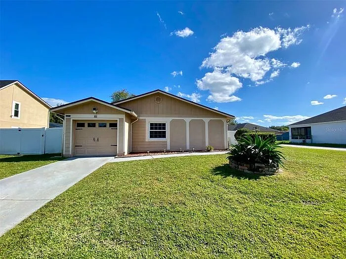 880 Nelson Dr