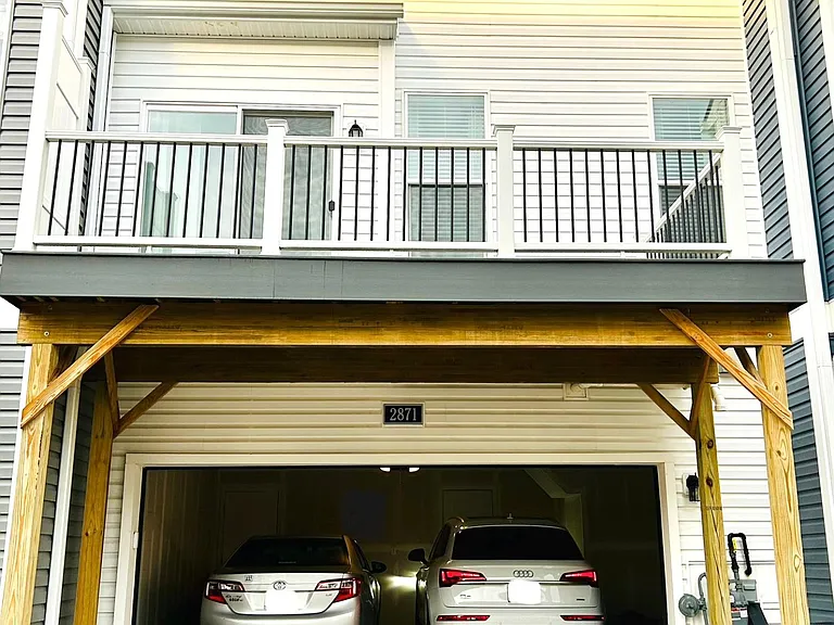 2871 Rayfield Ave — Photo 3
