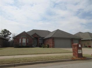 8428 NW 106th St, Oklahoma City, OK 73162