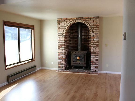 5th image of 21872 Petaluma Ave