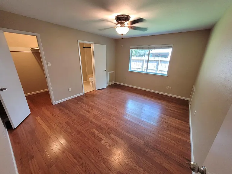 22 W Broken Oak Ct — Photo 6