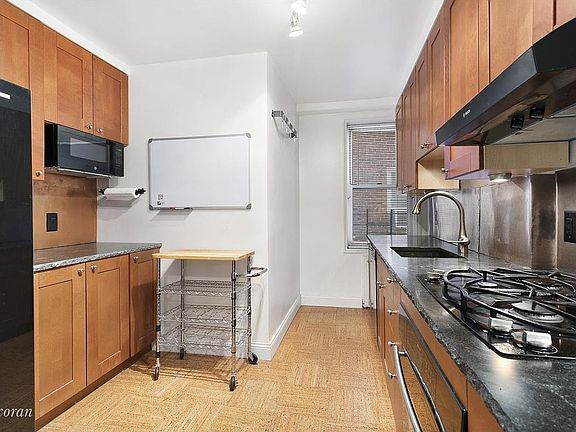 3rd image of 340 Haven Ave APT 2F
