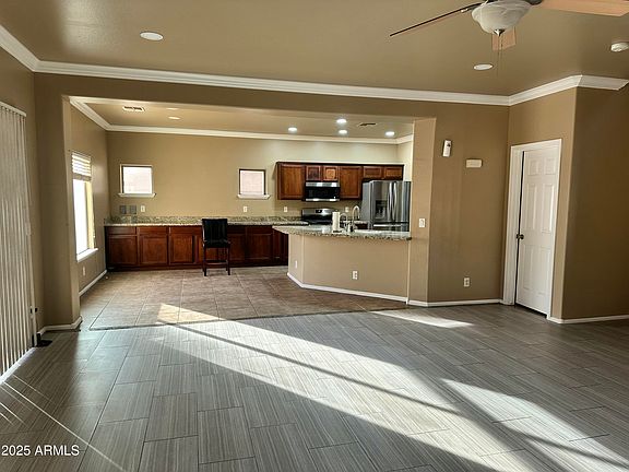 5th image of 44443 W KNAUSS Drive
