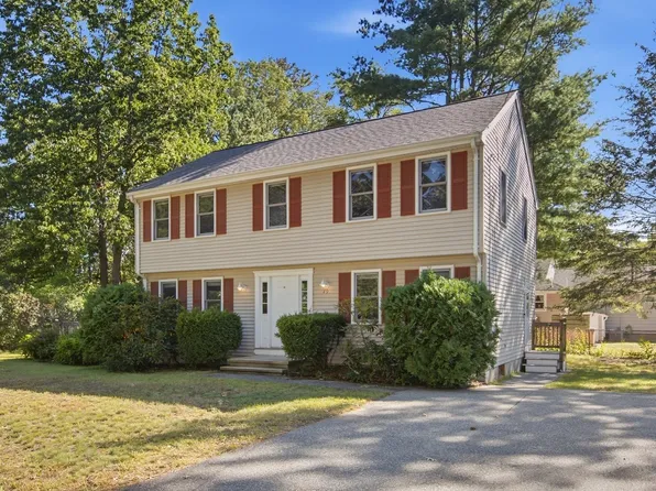 49 School St, Tewksbury, MA 01876
