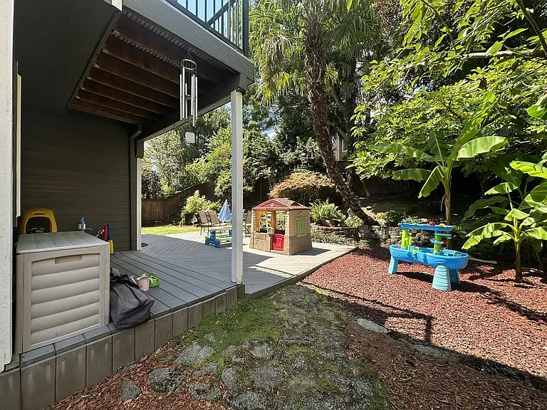 15437 SE Daffodil Pl — Photo 40
