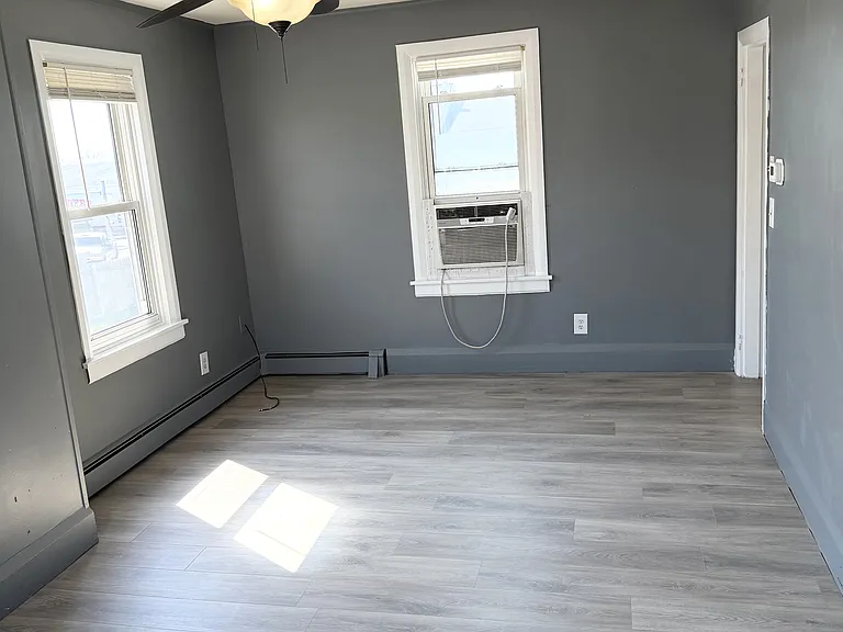 1212 E Philadelphia Ave #B — Photo 6