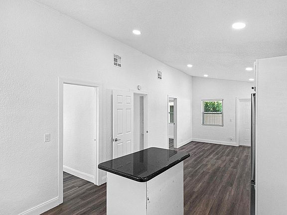 5th image of 1801 N 25TH Street