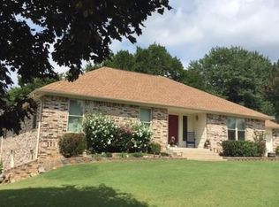 1301 NW K St, Bentonville, AR 72712