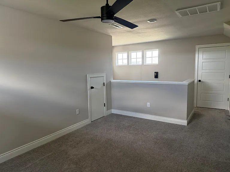 1161 Flat Rock St — Photo 4