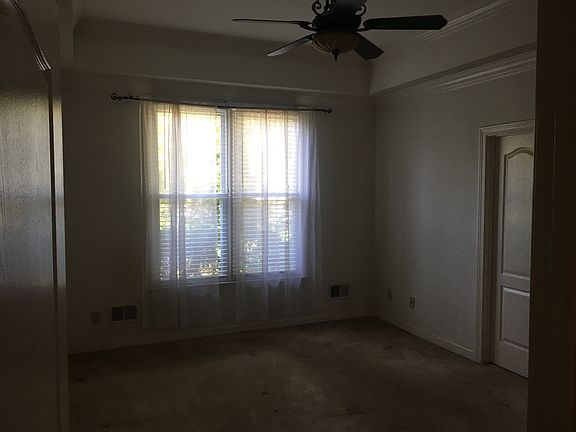 3rd image of 202 Brewster Path