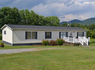 1113 Comertown Rd, Shenandoah, VA 22849