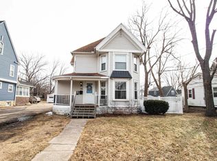 718 Milton Ave, Janesville, WI 53545