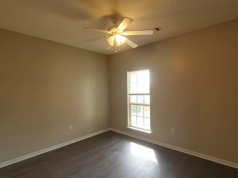 239 Pine Meadow Cir — Photo 8
