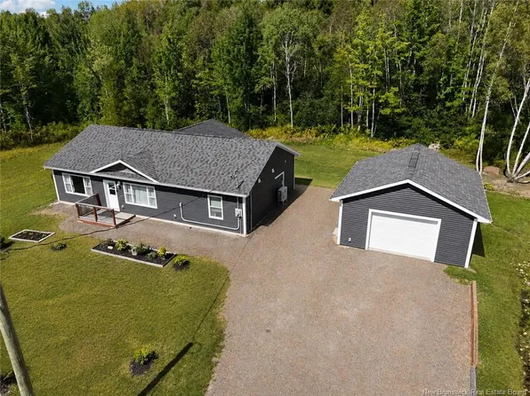 289 Upper Durham Rd, Saint Marys, NB E6C 1A8