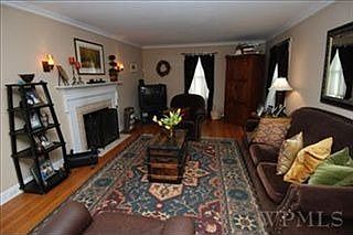 3rd image of 10 Stebbins Ave