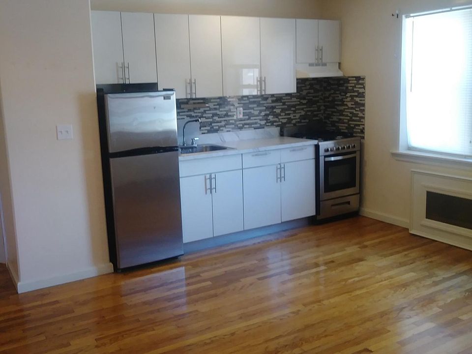 1st image of 9134 195th St APT 3A