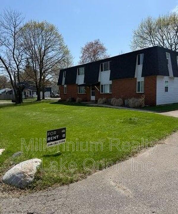 1st image of 80 Myron St APT 1
