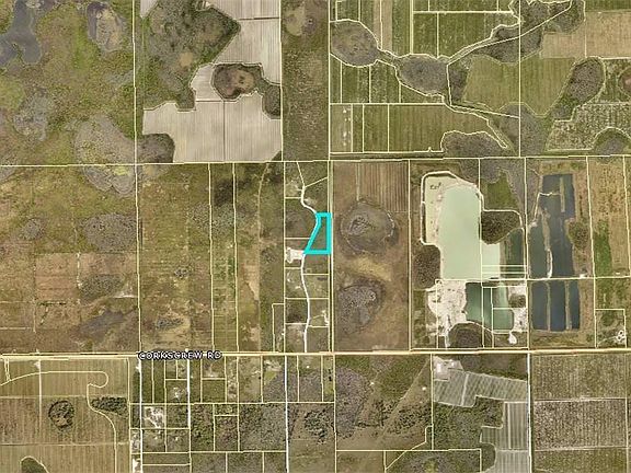 2nd image of 19401 Corkscrew Estates Ct
