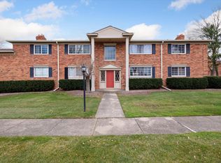 42536 Woodward Ave, Bloomfield Hills, MI 48304