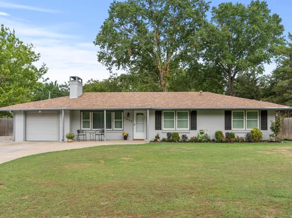 1630 East Dr, Bartlesville, OK 74006