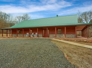 3778 Frew Mill Rd, New Castle, PA 16101