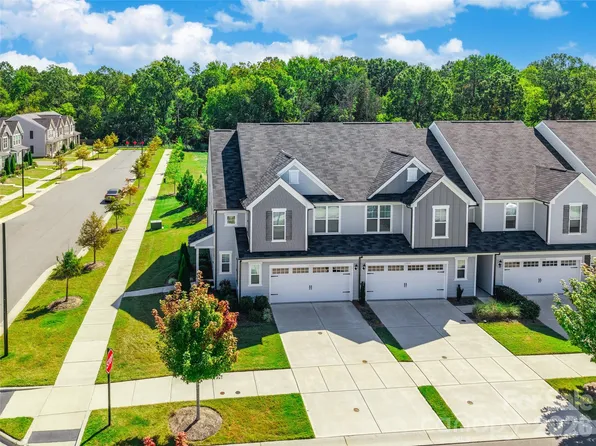 13042 Rover St, Charlotte, NC 28273