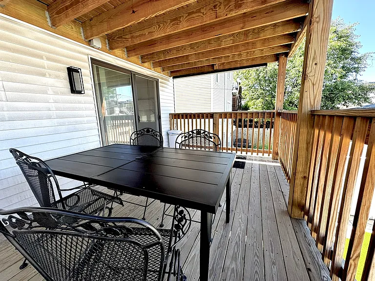 2424 N Mozart St #1 — Photo 26