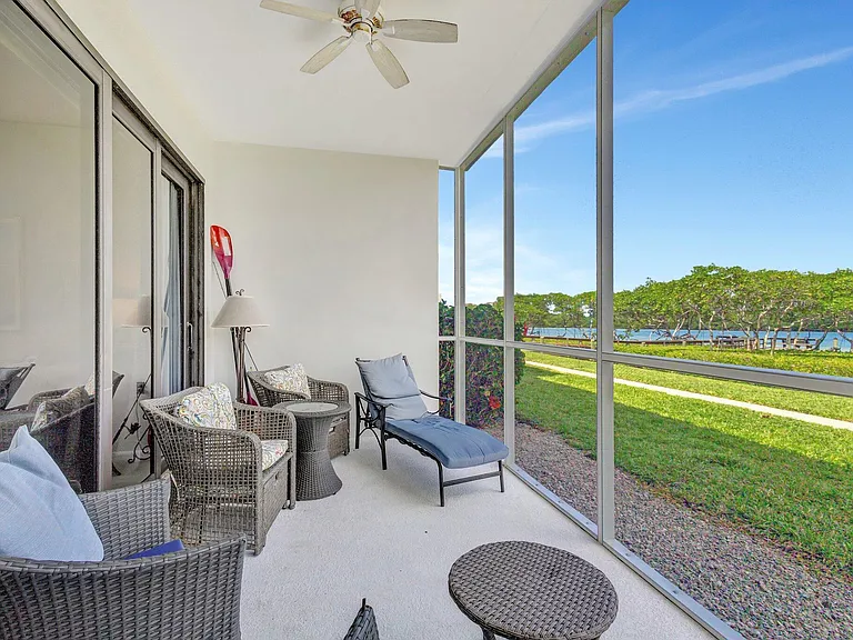 200 Waterway Rd #109 — Photo 31